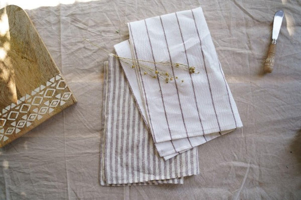 sandara, linen towel, tea towel, linen napkins, flax towel, pure linen towel, linen kitchen towels, linen bath towel, linen dish towels, linen towel set, kitchen gift, gift for hostees, eco friendly gift, sustainable gift, mothers day gift, art towel, hand towel