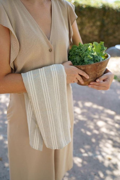 sandara, linen towel, tea towel, linen napkins, flax towel, pure linen towel, linen kitchen towels, linen bath towel, linen dish towels, linen towel set, kitchen gift, gift for hostees, eco friendly gift, sustainable gift, mothers day gift, art towel, hand towel