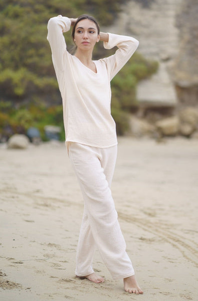 sandara, boho pants, women pants, double layers gauze cotton pants, high waisted pants, muslin pants women, loose pants, straight-leg pants, made in USA pants, ivory pants, white pants, sustainable clothes, beach pants, summer pants, minimalist pants, minimalist wardrobe, loose fit pants, yoga pants, meditation pants