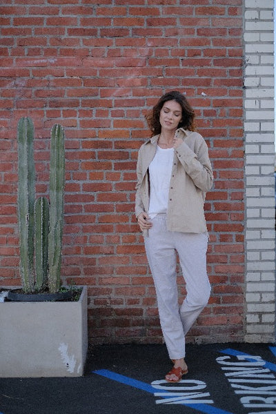 loose pants, black white pants, beach pants, summer pants, spring pants, sandara, linen trousers, women linen pants, pants with pockets, women linen clothing, made in usa pants, minimalist pants, grey fall pants, sustainable pants, linen pants women, fall pants, linen clothes USA, linen joggers women, office pants