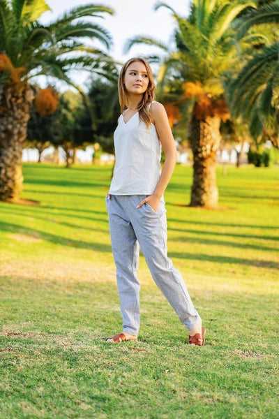 loose pants, black white pants, beach pants, summer pants, spring pants, sandara, linen trousers, women linen pants, pants with pockets, women linen clothing, made in usa pants, minimalist pants, grey fall pants, sustainable pants, linen pants women, fall pants, linen clothes USA, linen joggers women, office pants