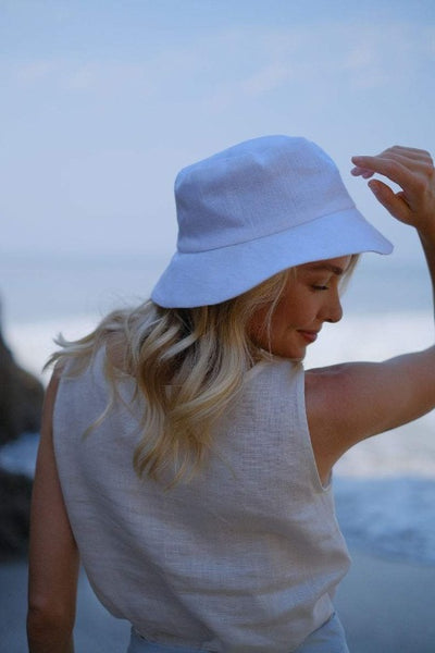 eco friendly gift, beach top, summer top, spring top, sandara, linen t-shirt, sustainable top, linen top usa, linen tank top, linen sleeveless top, linen t-shirt women, linen blouse women, white black linen tank top, linen peach tank top, basic linen blouse, relaxed fit shirt, minimalist top